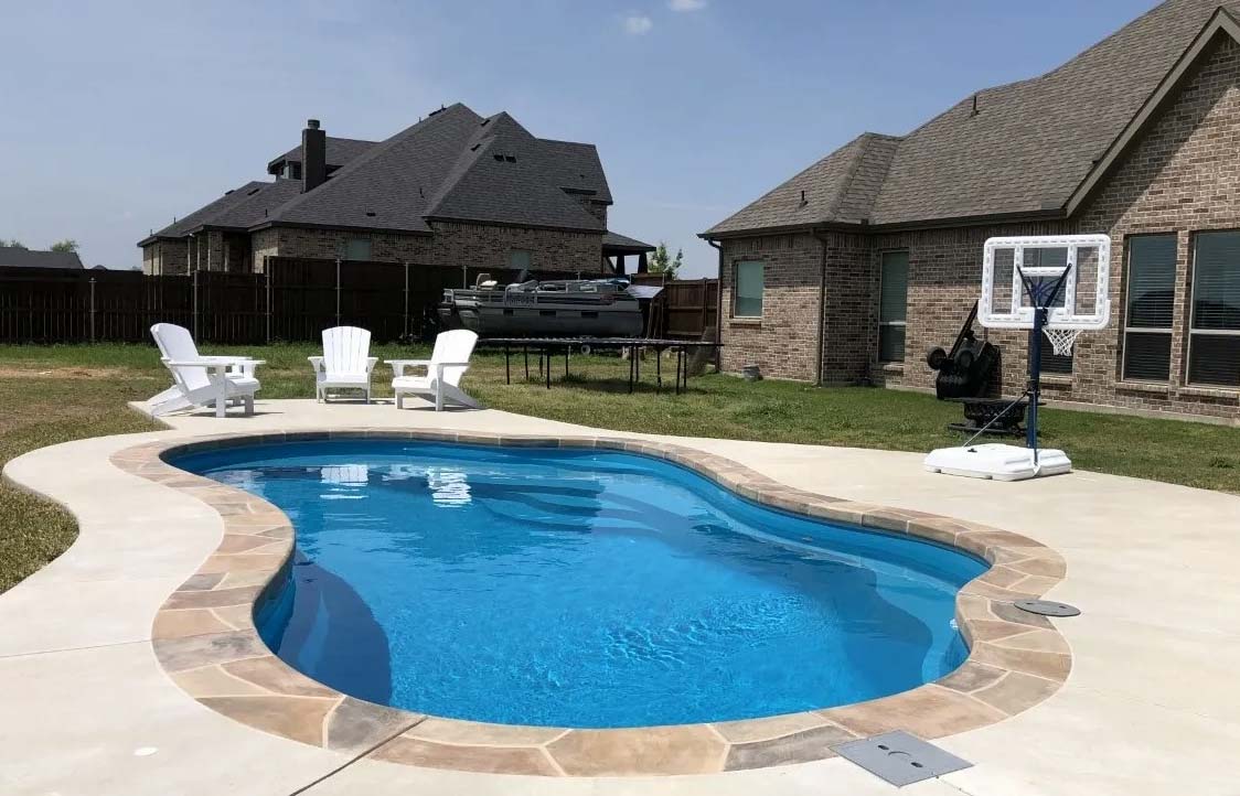 fiberglass pool builder new braunfels texas